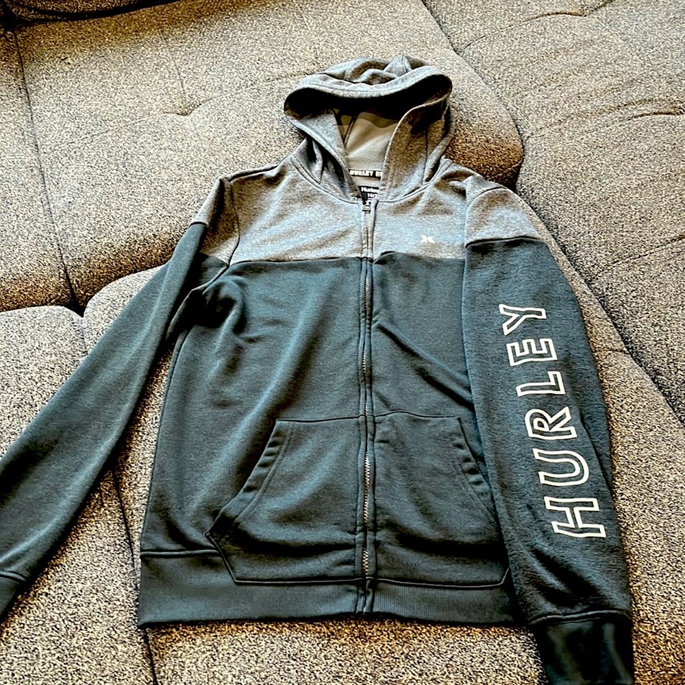 2/$30 Boys Hurley zip up hoody